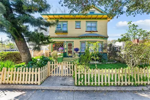 1106 N Spurgeon St, Santa Ana, CA 92701