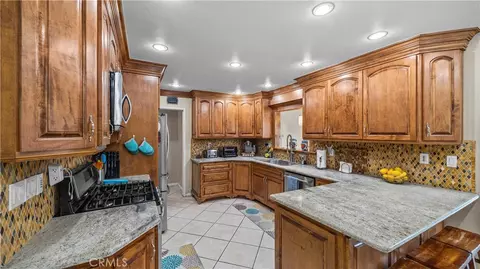 Kitchen - 617 S Matilda, Anaheim, CA 92806 photo 1 of 3