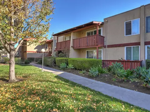 1010 Macarthur Blvd #16, Santa Ana, CA 92707
