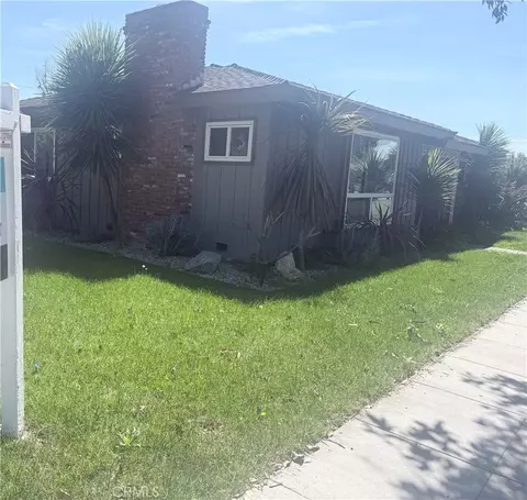 3090 Eucalyptus Ave, Long Beach, CA 90806