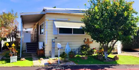 1630 S Barranca Ave #104, Glendora, CA 91740