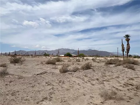 1325 Leeward Ave, Thermal, CA 92274 photo 8
