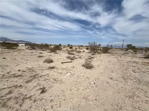 2375 Harbor Dr, Thermal, CA 92274 photo 5