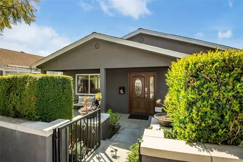 669 Quincy Ave, Long Beach, CA 90814