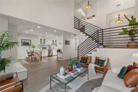2200 Canyon Dr #8, Costa Mesa, CA 92626