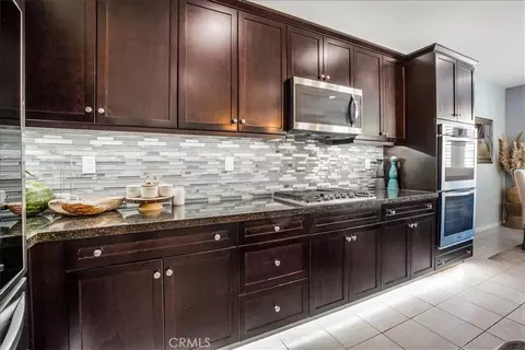 27323 Ardella Pl, Saugus, CA 91350 photo 8