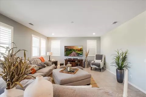 27323 Ardella Pl, Saugus, CA 91350 photo 18