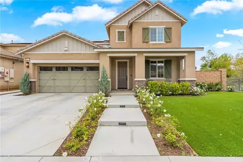 11070 Quince Ct, Corona, CA 92883