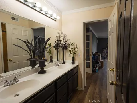 Entry Way - 970 Riverview Cir, Corona, CA 92881 photo 3 of 3