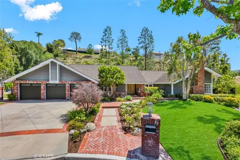 1821 Overview Cir, North Tustin, CA 92705