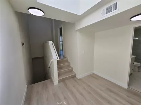 Entry Way - 70 Harkness Ave #4, Pasadena, CA 91106 photo 2 of 2