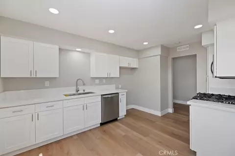 828 W Avenue J12, Lancaster, CA 93534