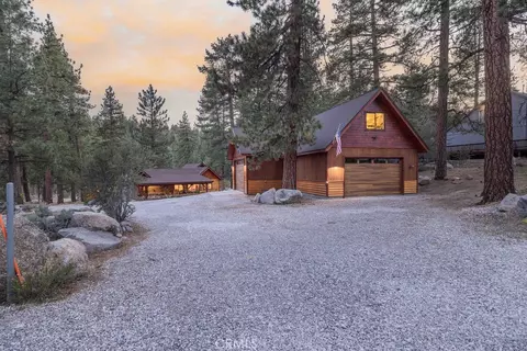 39117 Rim Of The World Dr, Fawnskin, CA 92333