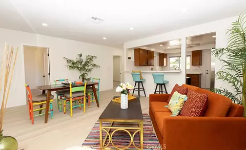 1537 E Brookdale Pl, Fullerton, CA 92831