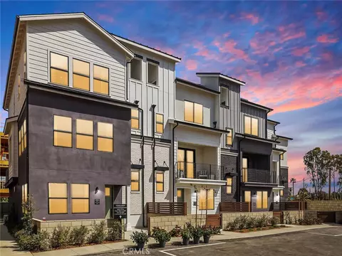 19061 Main St #101, Huntington Beach, CA 92648