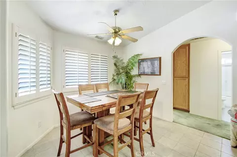 Dining - 11949 Hawthorne Ave, Hesperia, CA 92345 photo 1 of 1
