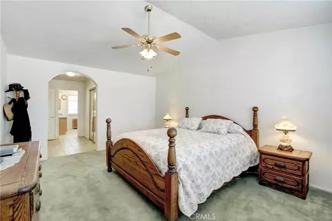 Bedroom - 11949 Hawthorne Ave, Hesperia, CA 92345 photo 2 of 9