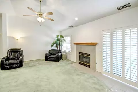 Living - 11949 Hawthorne Ave, Hesperia, CA 92345 photo 2 of 4