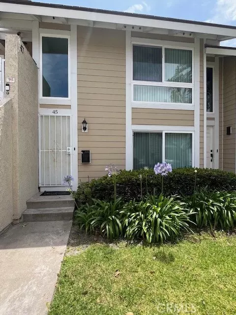 45 Golden Glen St #75, Irvine, CA 92604
