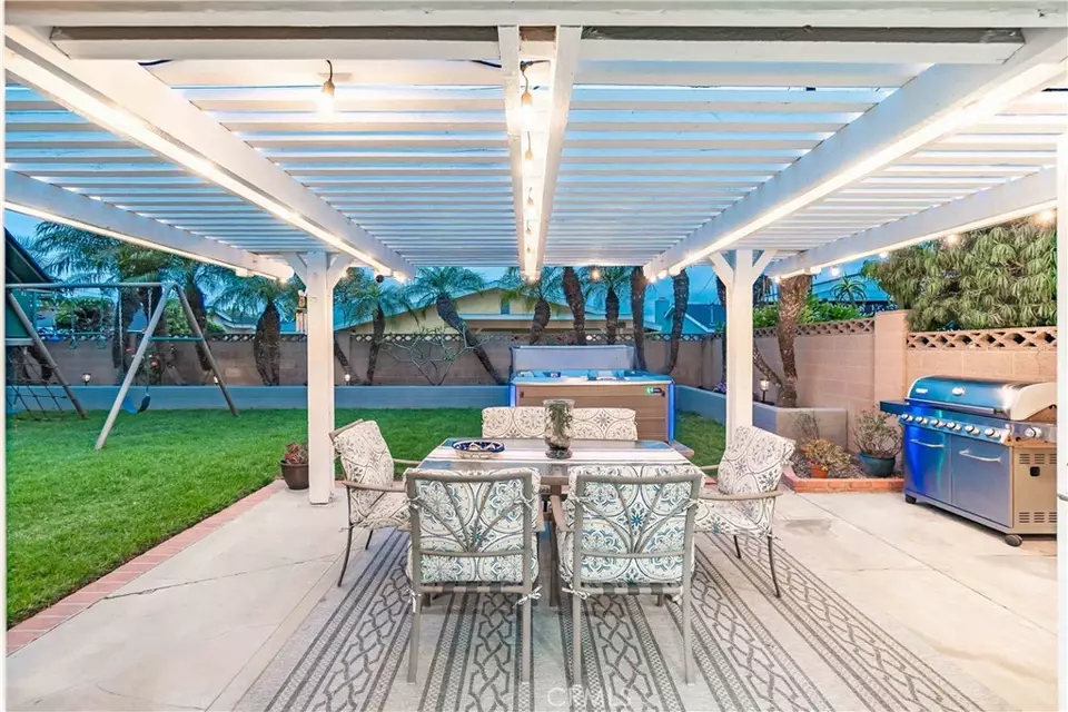 Exterior - 12161 Casper St, Garden Grove, CA 92845 photo 5 of 12