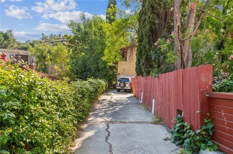 4804 Excelente Dr, Woodland Hills, CA 91364