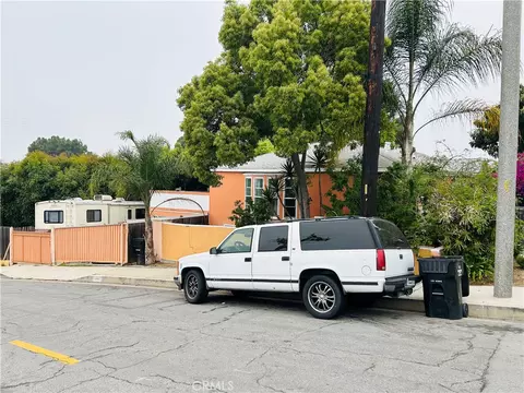 8415 West Blvd, Inglewood, CA 90305