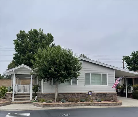686 Wood Lake Dr #8, Brea, CA 92821