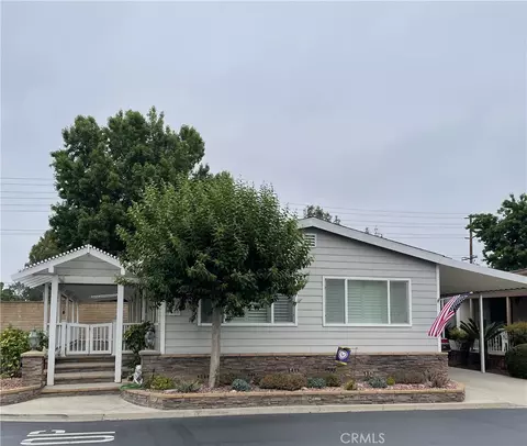 686 Wood Lake Dr #8, Brea, CA 92821