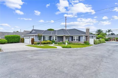 1522 Oakhill Ct, Santa Ana, CA 92705