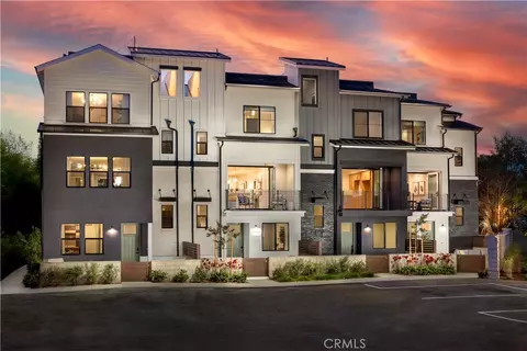 19011 Main St #113, Huntington Beach, CA 92648