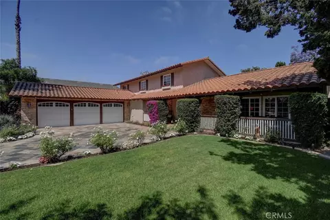 12441 La Bella Dr, Santa Ana, CA 92705