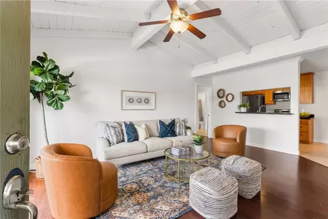1345 Cabrillo Park Dr #M14, Santa Ana, CA 92701