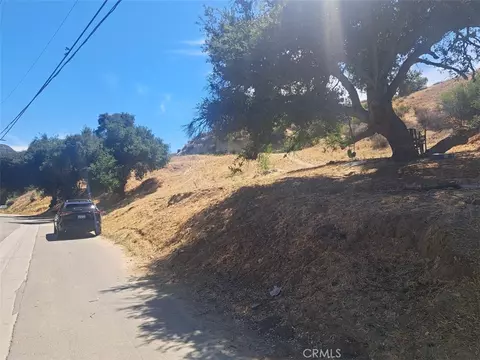 29227 Val Verde Rd, Val Verde, CA 91384