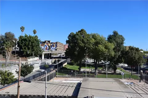 1526 E 1st St, Los Angeles, CA 90033