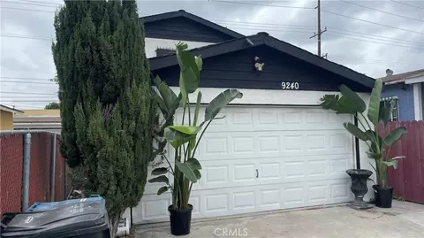9240 Hooper Ave, Los Angeles, CA 90002