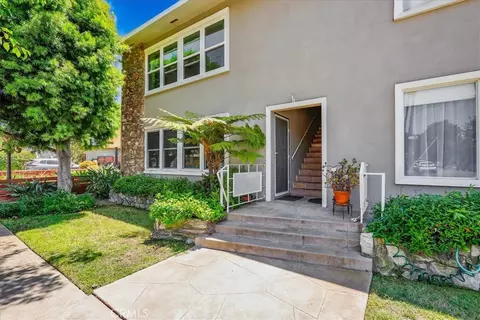 3042 E 3rd St #3, Long Beach, CA 90814