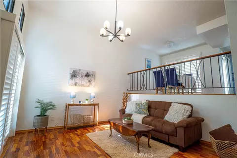 9620 Sepulveda Blvd #4, North Hills, CA 91343