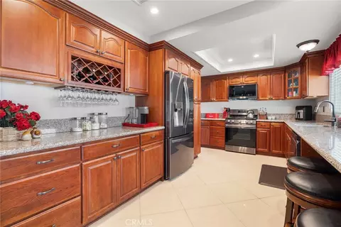 2559 Sandpebble Ln, Brea, CA 92821