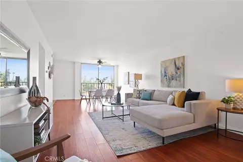 545 Chestnut Ave #411, Long Beach, CA 90802