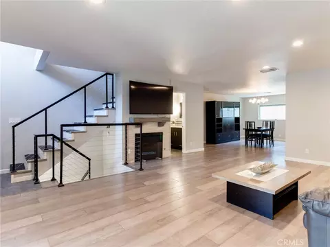 2298 Rose Ave #110, Signal Hill, CA 90755