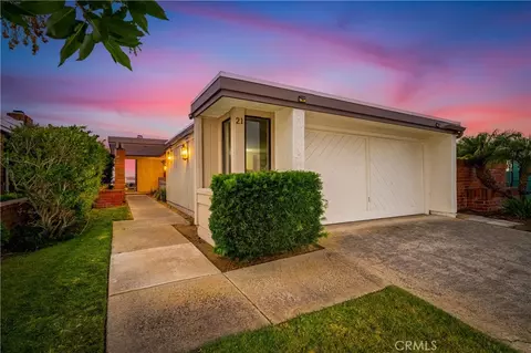 21 Beachcomber Dr, Corona Del Mar, CA 92625