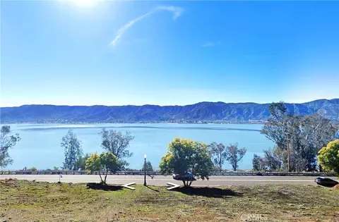 17452 Ryan Ave, Lake Elsinore, CA 92530