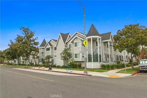 869 Magnolia Ave, Long Beach, CA 90813