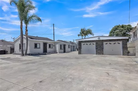 11609 208th St, Lakewood, CA 90715