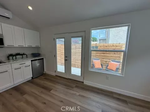 489 W Hill St, Long Beach, CA 90806