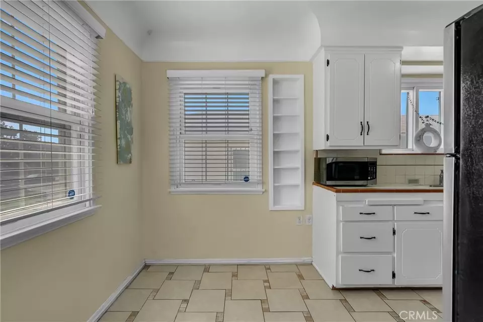 Other - 10229 S Van Ness Ave, Inglewood, CA 90303 photo 9 of 10