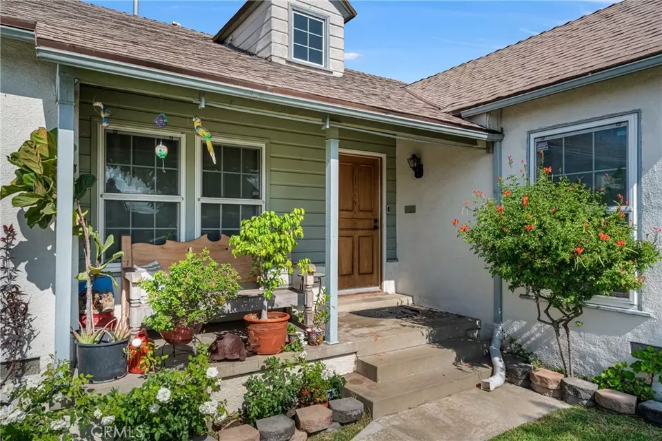 Other - 10229 S Van Ness Ave, Inglewood, CA 90303 photo 2 of 10