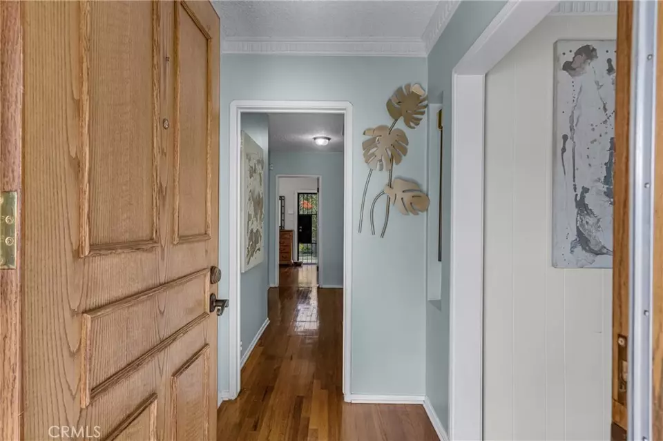 Entry Way - 10229 S Van Ness Ave, Inglewood, CA 90303 photo 1 of 3