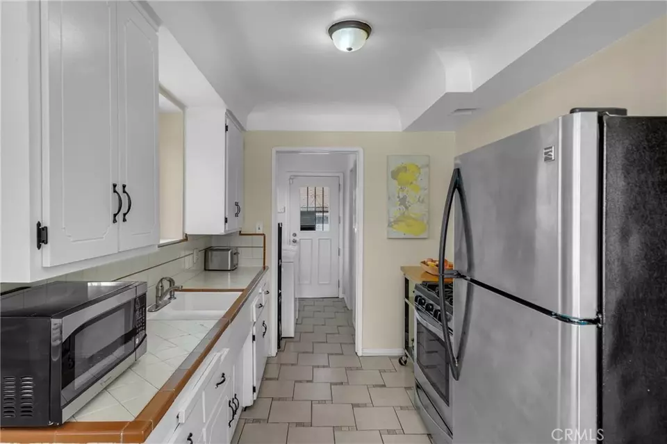 Other - 10229 S Van Ness Ave, Inglewood, CA 90303 photo 4 of 10