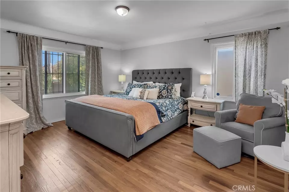 Bedroom - 10229 S Van Ness Ave, Inglewood, CA 90303 photo 3 of 7